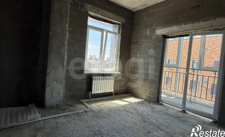 4-комн квартира мкр Космос, 11,  д. 11