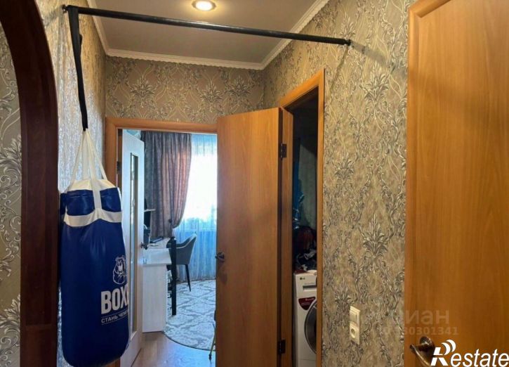 3-комн квартира мкр Жукова, 20,  д. 20