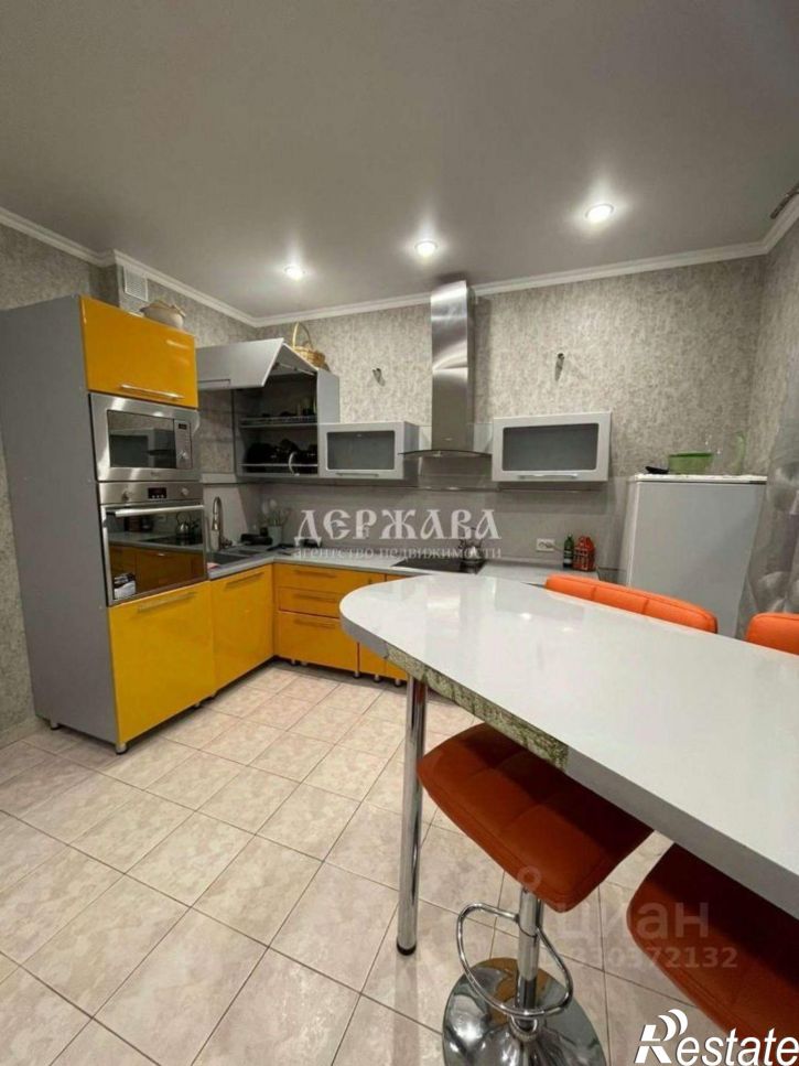 1-комн квартира Степной мкр, 1,  д. 1