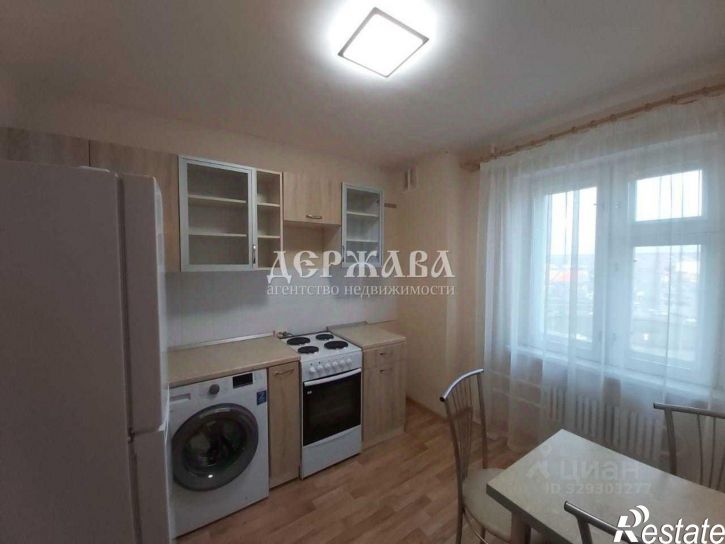 4-комн квартира Солнечный мкр, 12,  д. 12