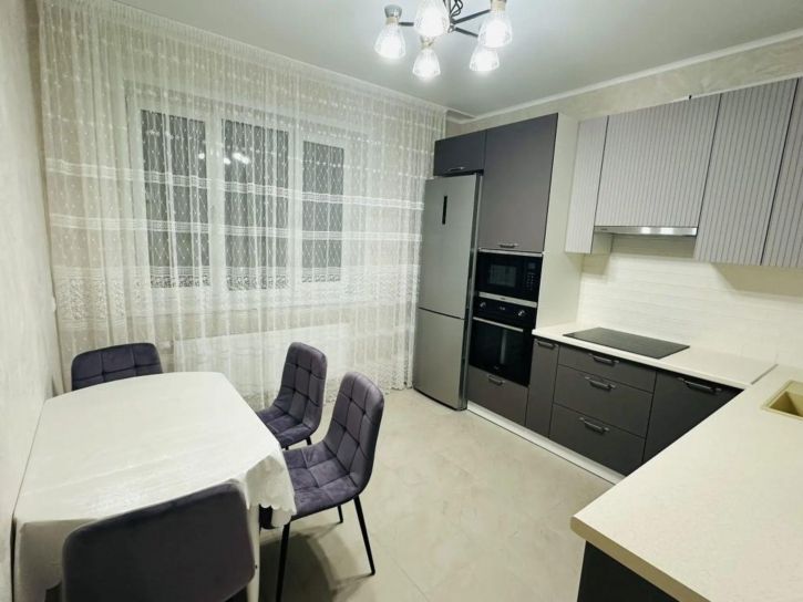 2-комн квартира Степной мкр, 33Б