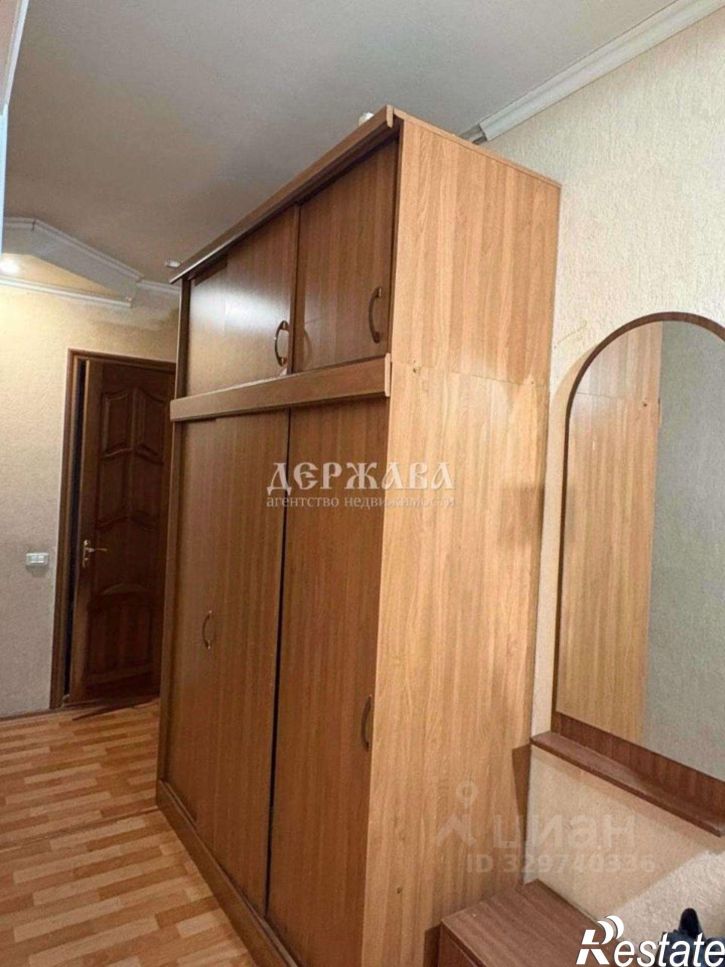 3-комн квартира Студенческий мкр, 18,  д. 18