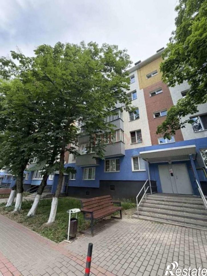 2-комн квартира мкр Лебединец, 8,  д. 8
