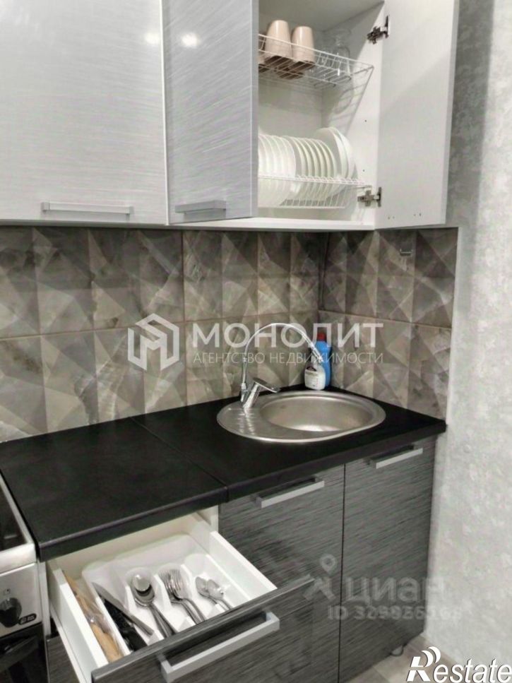 1-комн квартира пр-кт Алексея Угарова, 14Г,  д. 14Г