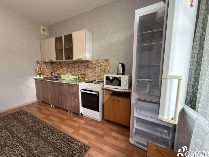 2-комн квартира Степной мкр, 8,  д. 8