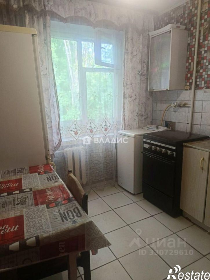 1-комн квартира мкр Приборостроитель, 15,  д. 15