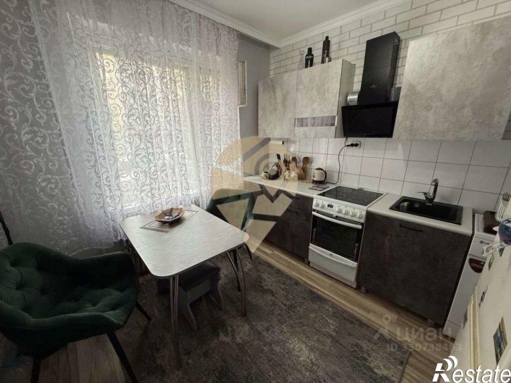 3-комн квартира Восточный мкр, 11,  д. 11