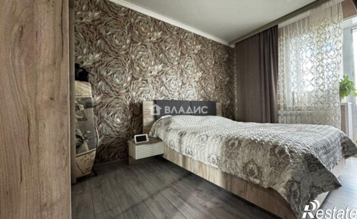 3-комн квартира микрорайон Макаренко, 11Б