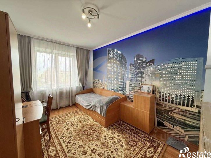 4-комн квартира мкр Королева, 11,  д. 11
