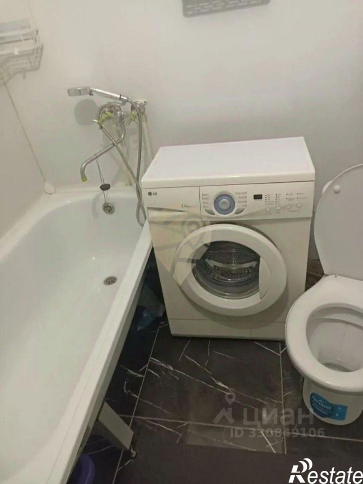 1-комн квартира мкр Лебединец, 22,  д. 22
