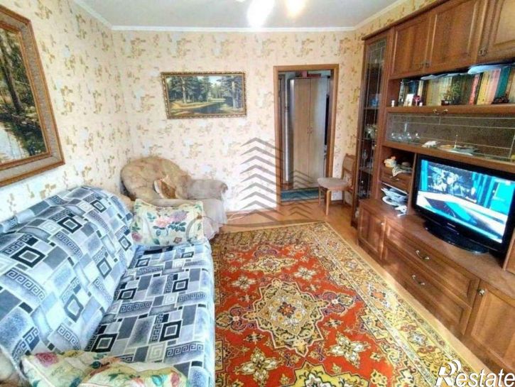 2-комн квартира Интернациональный мкр, 42,  д. 42
