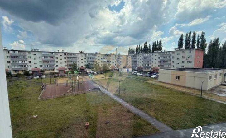 2-комн квартира Парковый мкр, 1,  д. 1