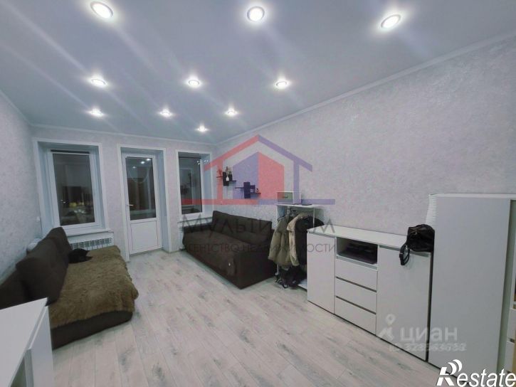 3-комн квартира Октябрьская улица, 37,  д. 37