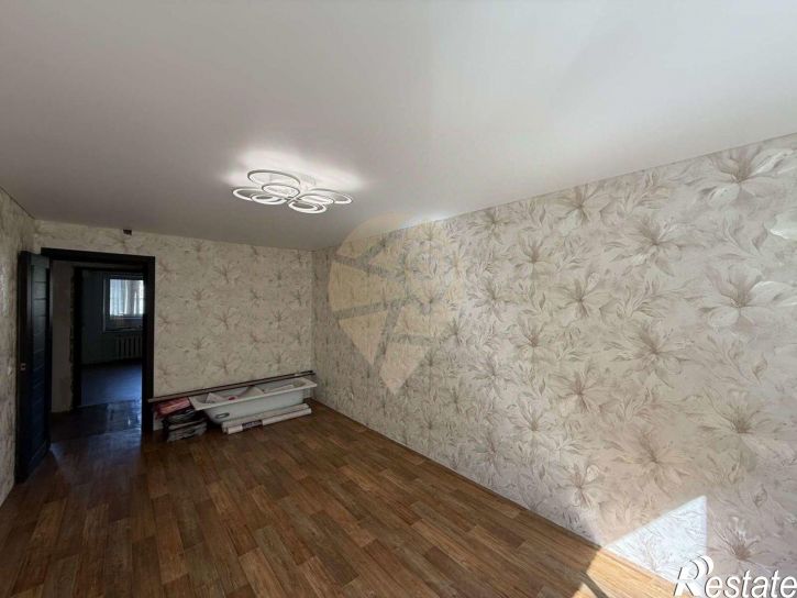 2-комн квартира мкр Приборостроитель, 15,  д. 15
