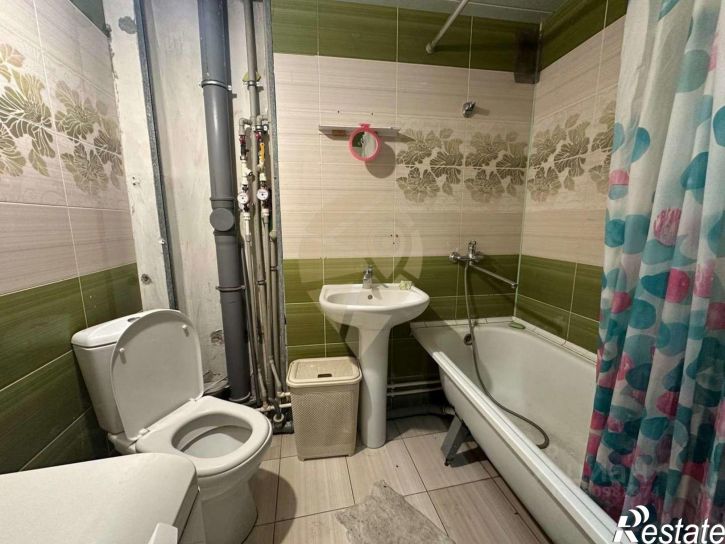 2-комн квартира мкр Приборостроитель, 15,  д. 15