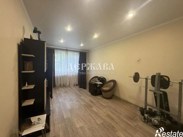 2-комн квартира Интернациональный мкр, 21,  д. 21