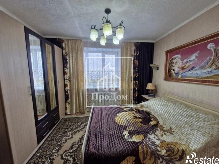 2-комн квартира Революционная улица, 48,  д. 48