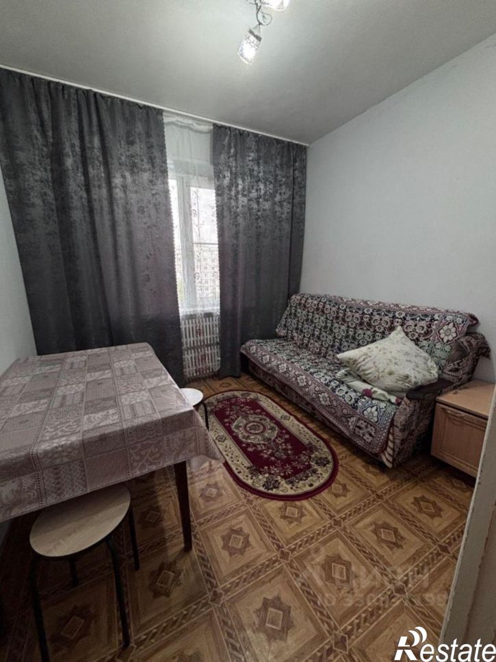1-комн квартира мкр Макаренко, 35,  д. 35