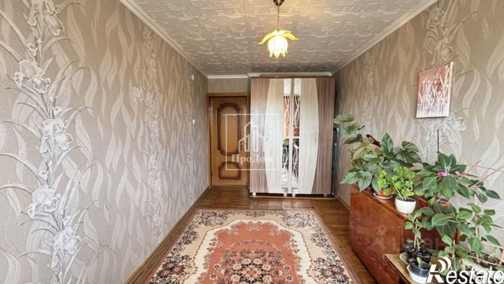 4-комн квартира ул Хмелева, 4,  д. 4