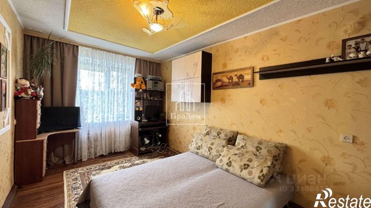 4-комн квартира ул Хмелева, 4,  д. 4