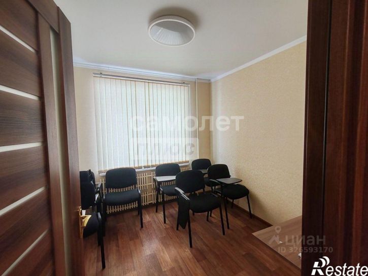 4-комн квартира мкр Макаренко, 14 1,  д. 14 1,  к. 1