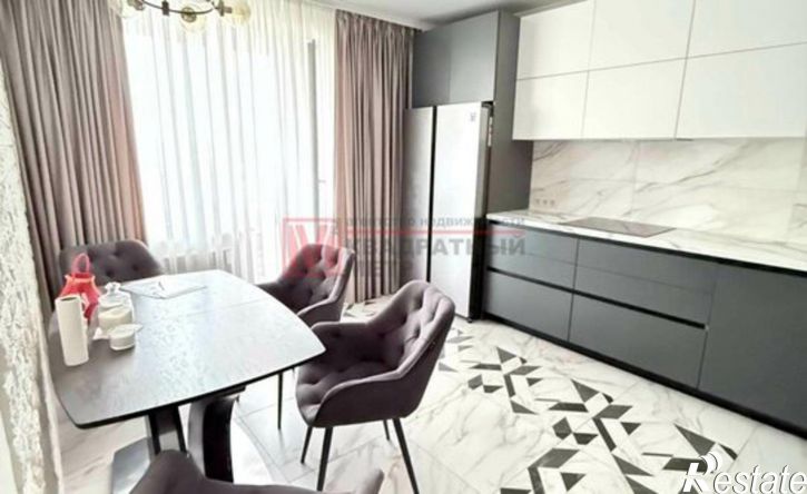 3-комн квартира Центральный мкр, 1,  д. 1