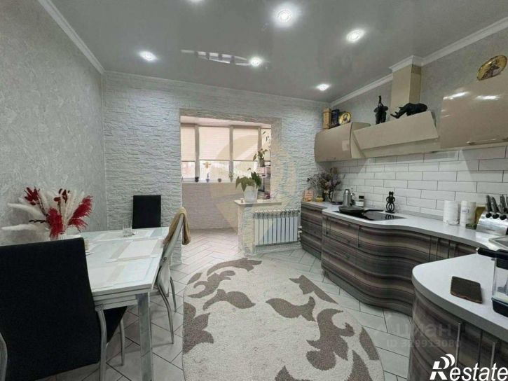 3-комн квартира мкр Дубрава квартал 1, 21,  д. 21
