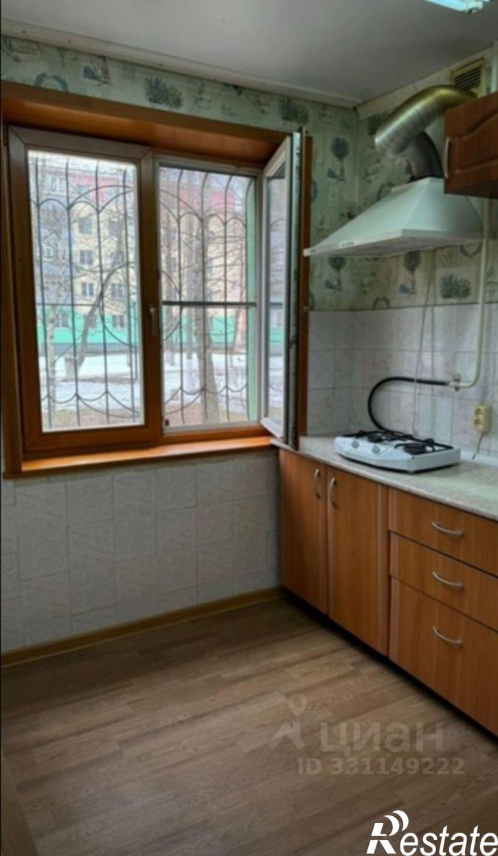 1-комн квартира мкр Лебединец, 14,  д. 14