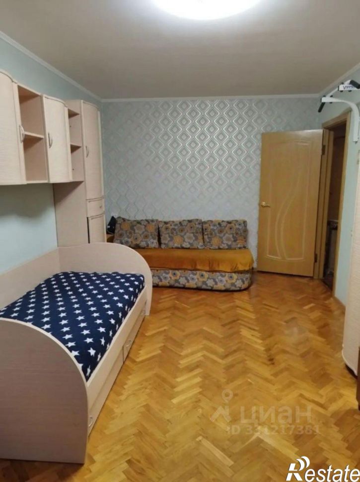 3-комн квартира Весенний мкр, 3,  д. 3