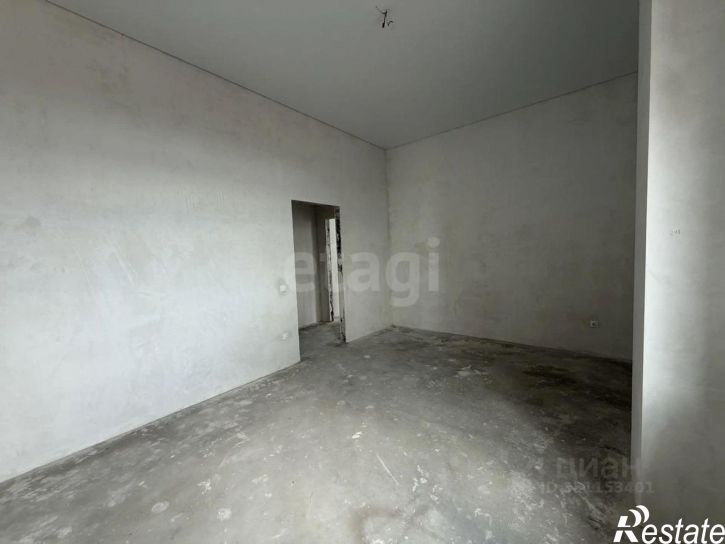 4-комн квартира мкр Космос, 11,  д. 11