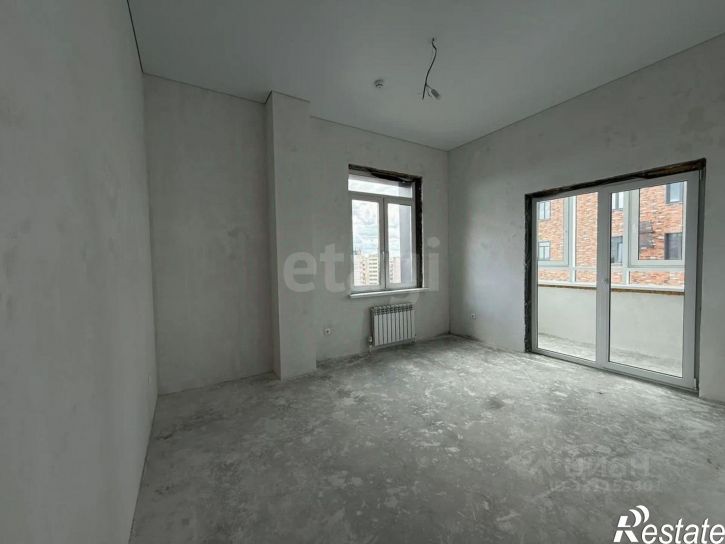 4-комн квартира мкр Космос, 11,  д. 11