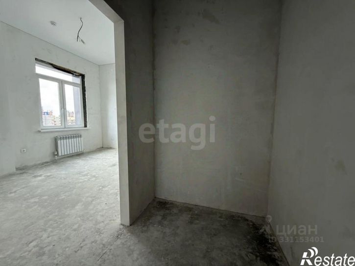 4-комн квартира мкр Космос, 11,  д. 11