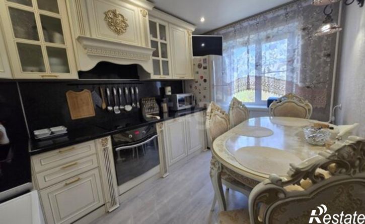 2-комн квартира мкр Жукова, 43,  д. 43