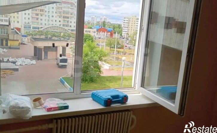 1-комн квартира мкр Макаренко, 12,  д. 12