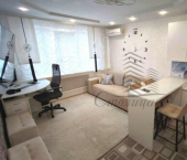 4-комн, 80кв м, этаж 9/9 мкр Королева, 11