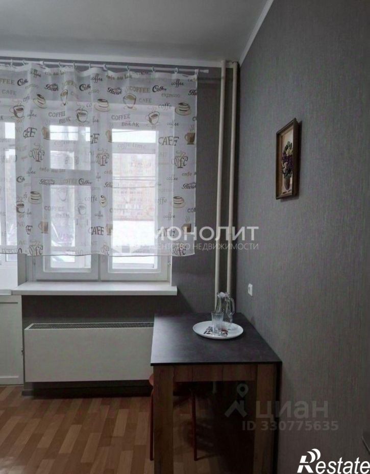 1-комн квартира Степной мкр, 10,  д. 10