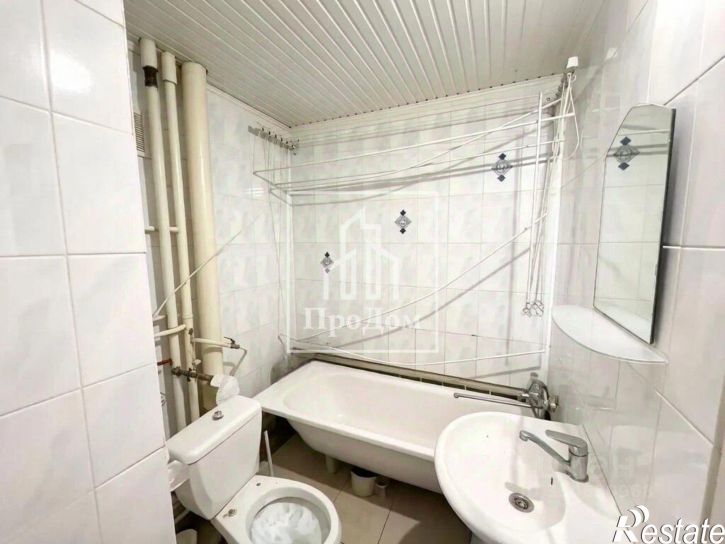 2-комн квартира мкр Приборостроитель, 27,  д. 27