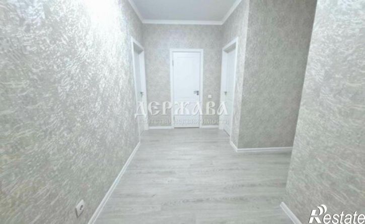 2-комн квартира микрорайон Садовые Кварталы, 1