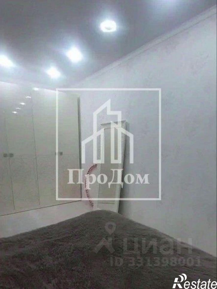3-комн квартира мкр Королева, 33,  д. 33