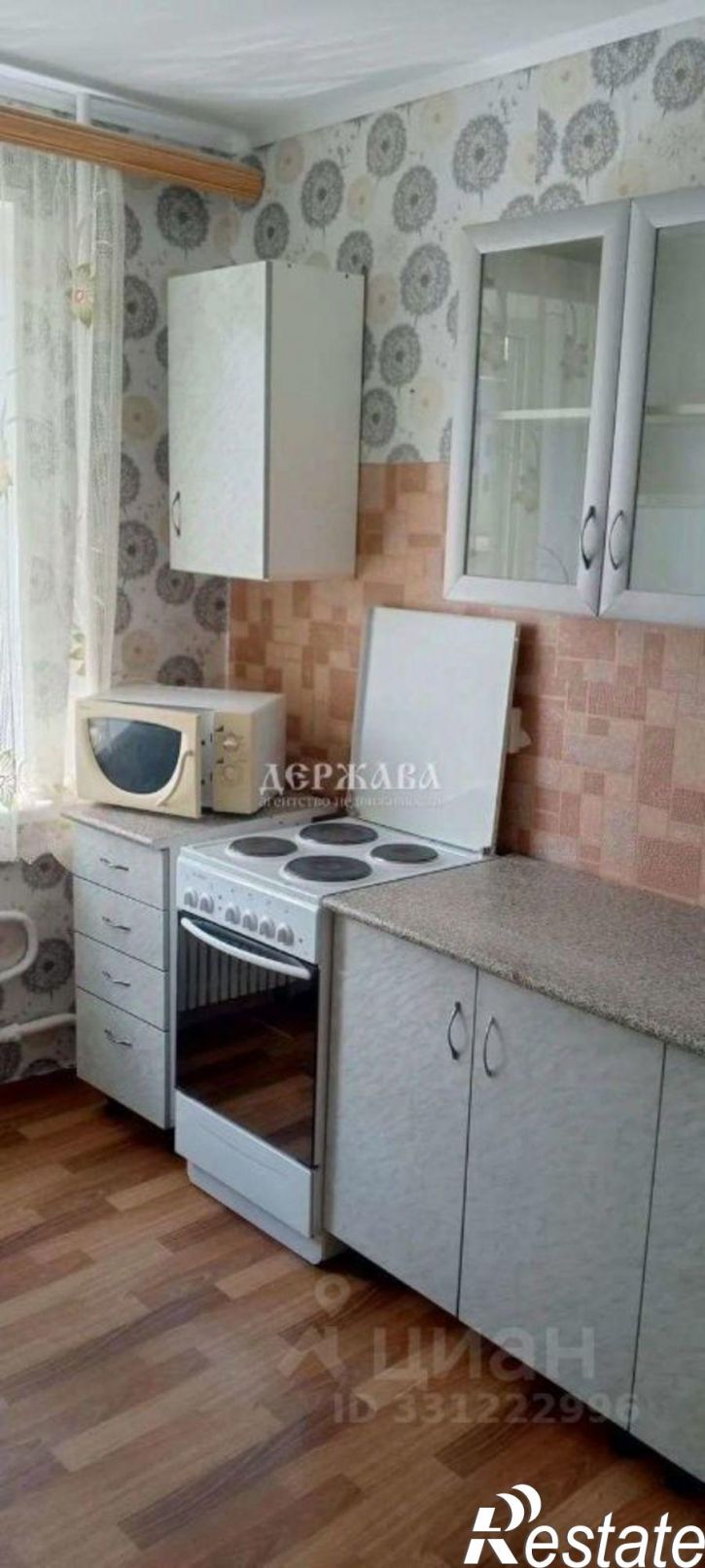 1-комн квартира мкр Макаренко, 13,  д. 13