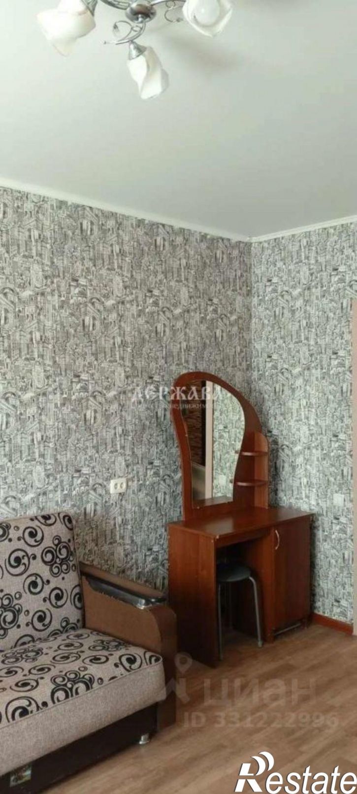 1-комн квартира мкр Макаренко, 13,  д. 13
