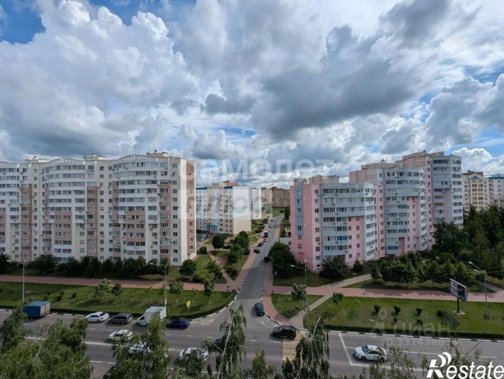 3-комн квартира Восточный мкр, 33,  д. 33