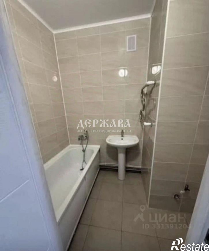 2-комн квартира Степной мкр, 35,  д. 35