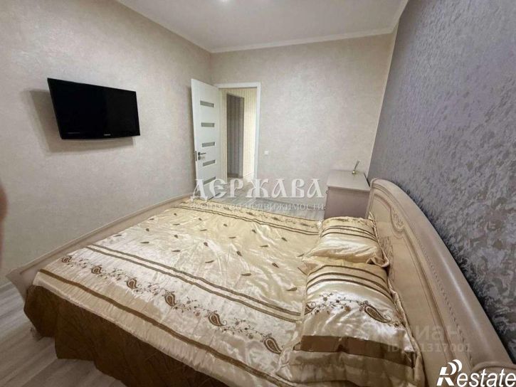3-комн квартира мкр Жукова, 26,  д. 26