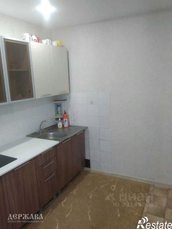 1-комн квартира мкр Лебединец, 27,  д. 27