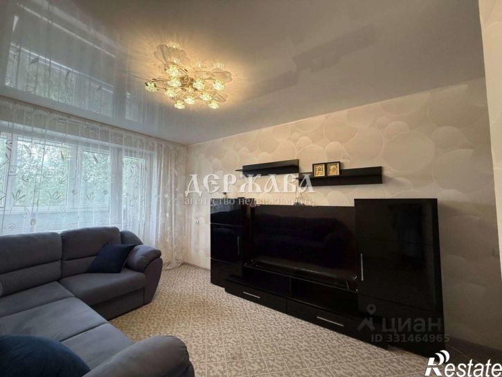 2-комн квартира Интернациональный мкр, 49,  д. 49