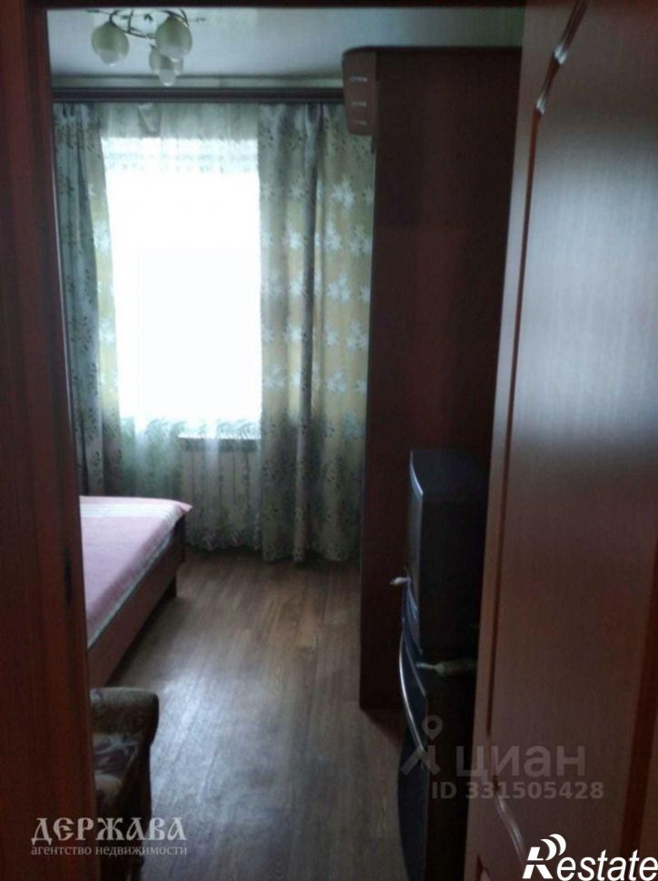 2-комн квартира мкр Макаренко, 34,  д. 34