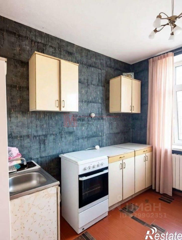 1-комн квартира мкр Макаренко, 35,  д. 35