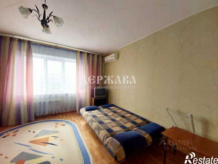 1-комн квартира мкр Зеленый Лог, 6,  д. 6