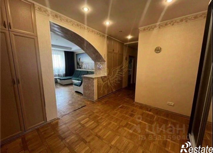 4-комн квартира мкр Жукова, 17,  д. 17